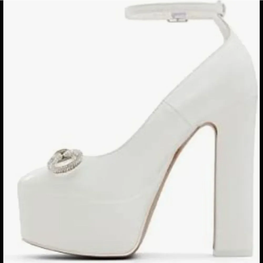 BRAND NEW CALL IT SPRING BLOCK HEEL PLATFORM SHOE